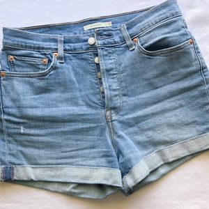 Levi’s Wedgie Shorts